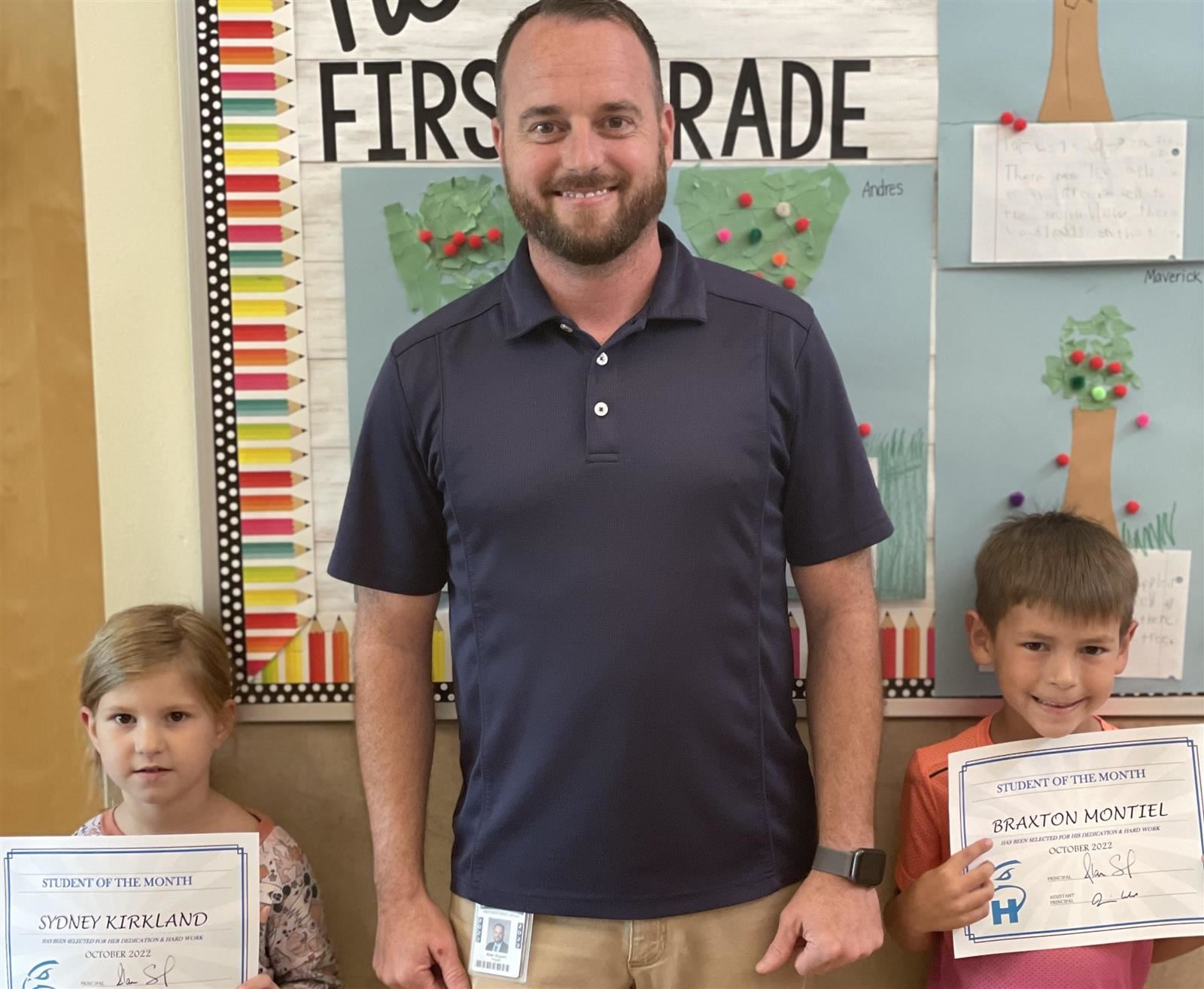  Photo of Students of the Month